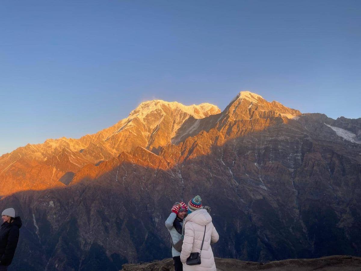 Sunrise view from Mardi Himal