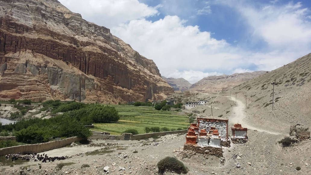 Upper Mustang Trek trail near the Kagbeni checkpoint