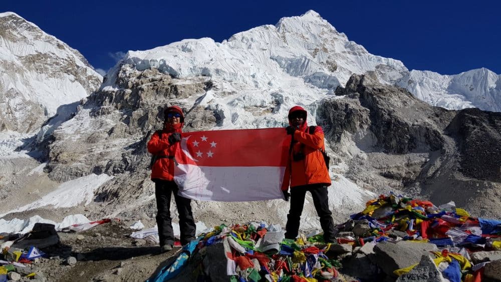 trekking the everest base camp