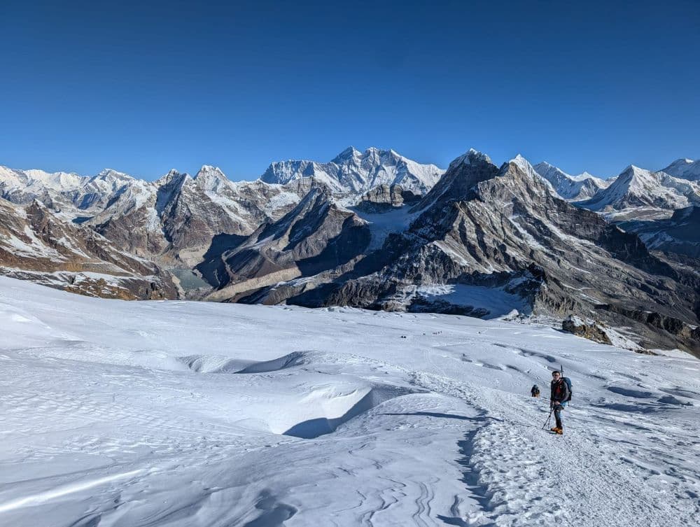 mera peak vs island peak difficulty