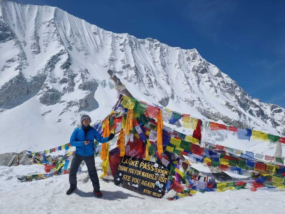 Manaslu circuit trek best itinerary